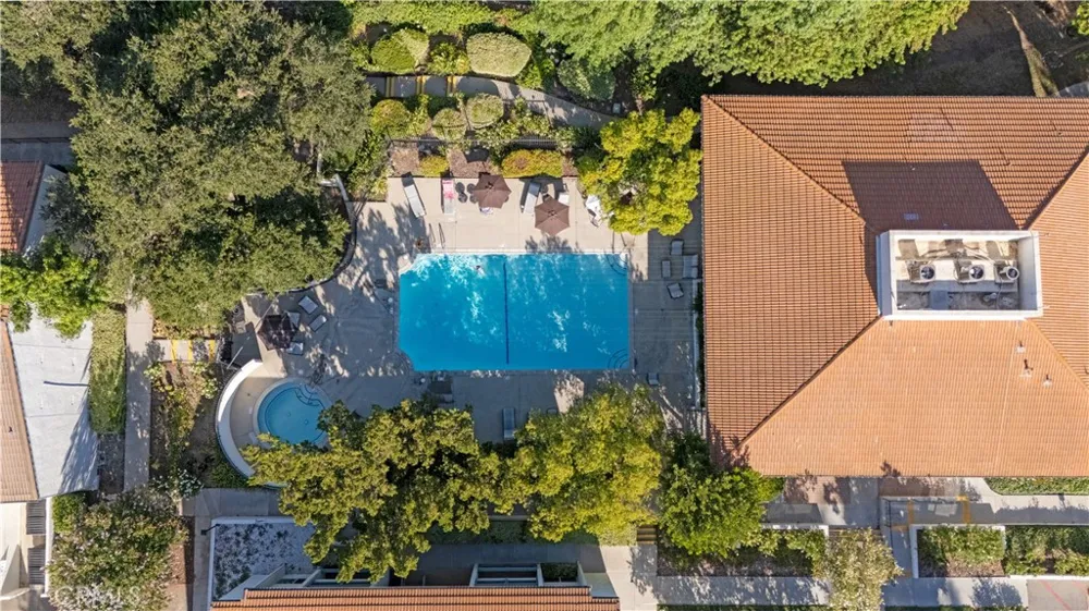 4644 Park Granada #167 Calabasas, CA 91302