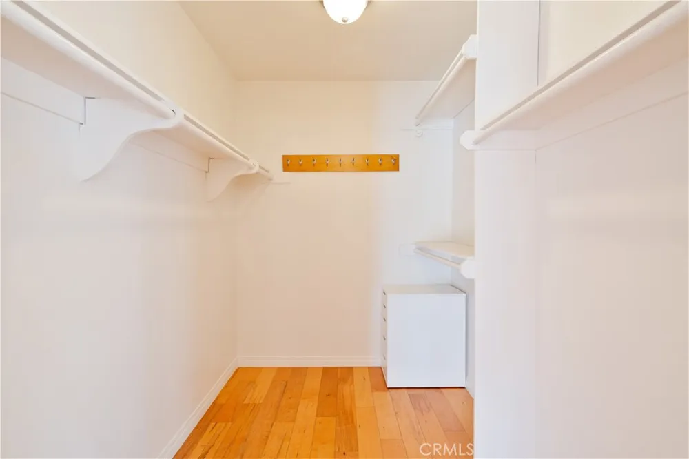 4644 Park Granada #167 Calabasas, CA 91302