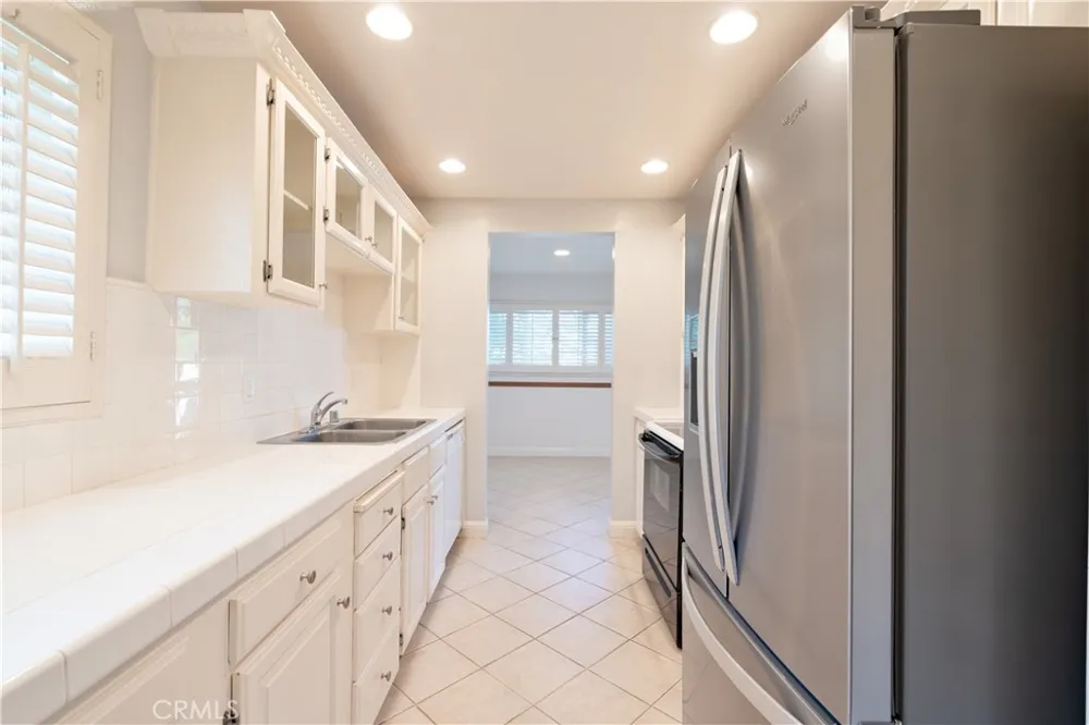 4644 Park Granada #167 Calabasas, CA 91302