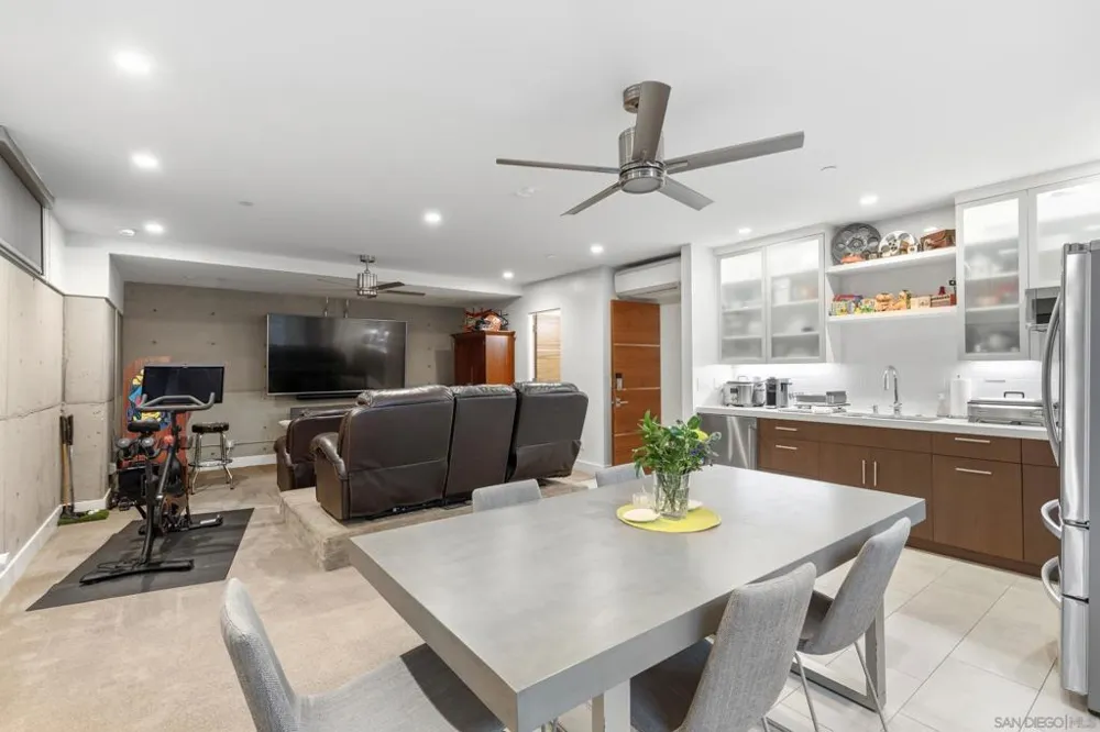 13673 Recuerdo Drive Del Mar, CA 92014