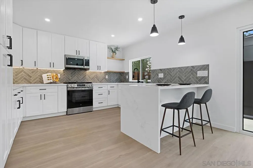 10416 Plaza Paseo Dr Lakeside, CA 92040