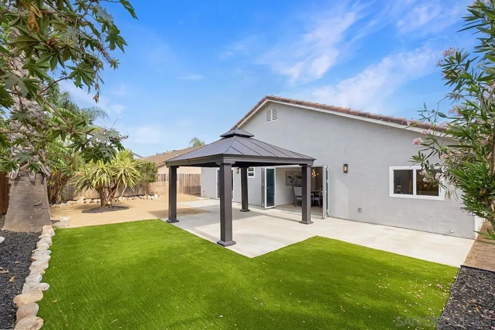 10416 Plaza Paseo Dr Lakeside, CA 92040