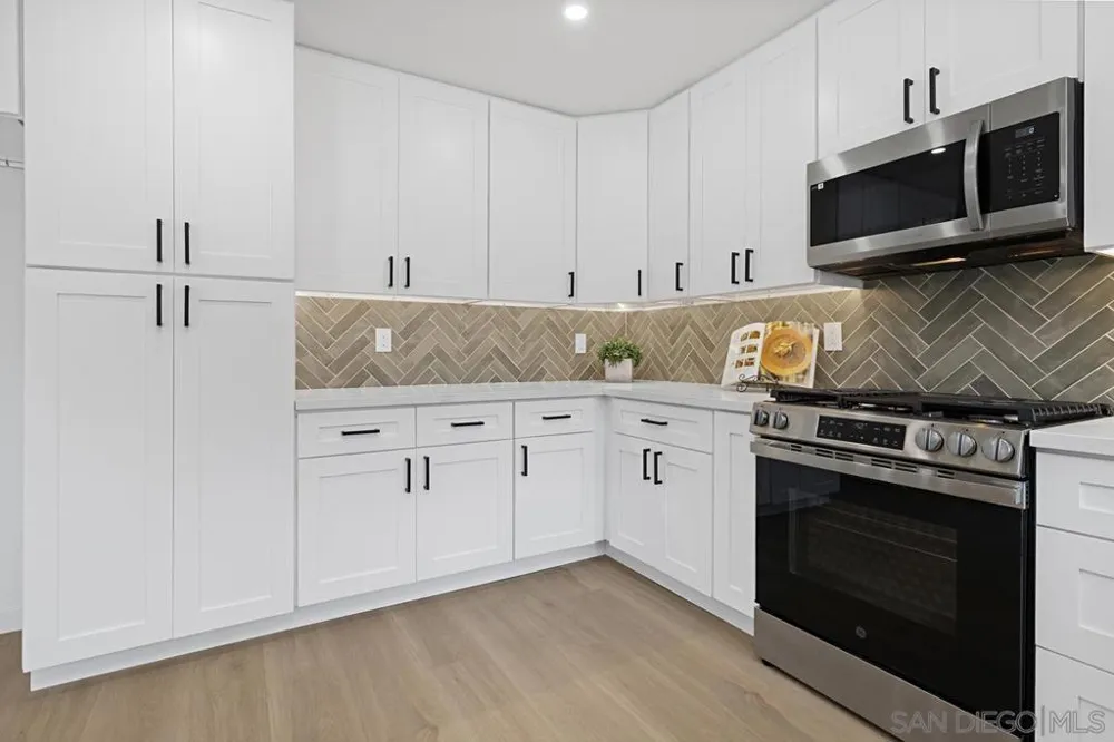 10416 Plaza Paseo Dr Lakeside, CA 92040