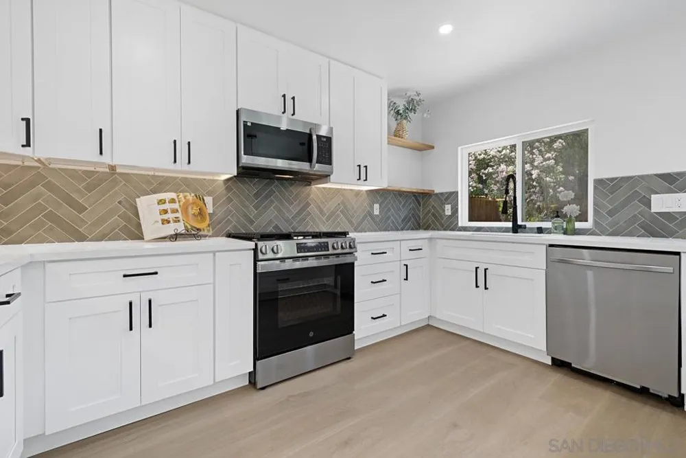 10416 Plaza Paseo Dr Lakeside, CA 92040
