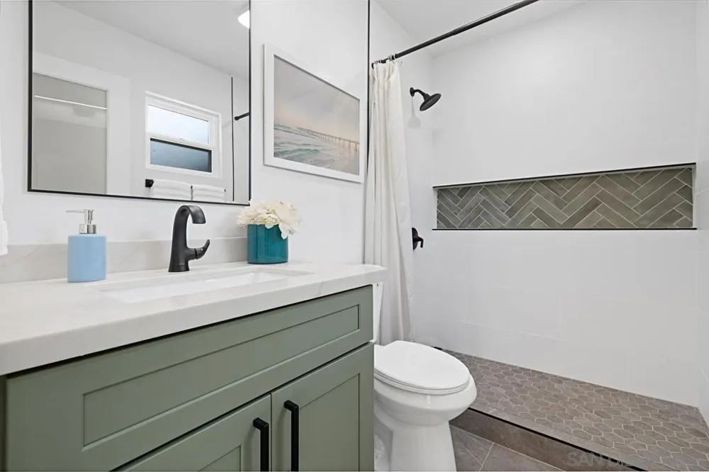 10416 Plaza Paseo Dr Lakeside, CA 92040