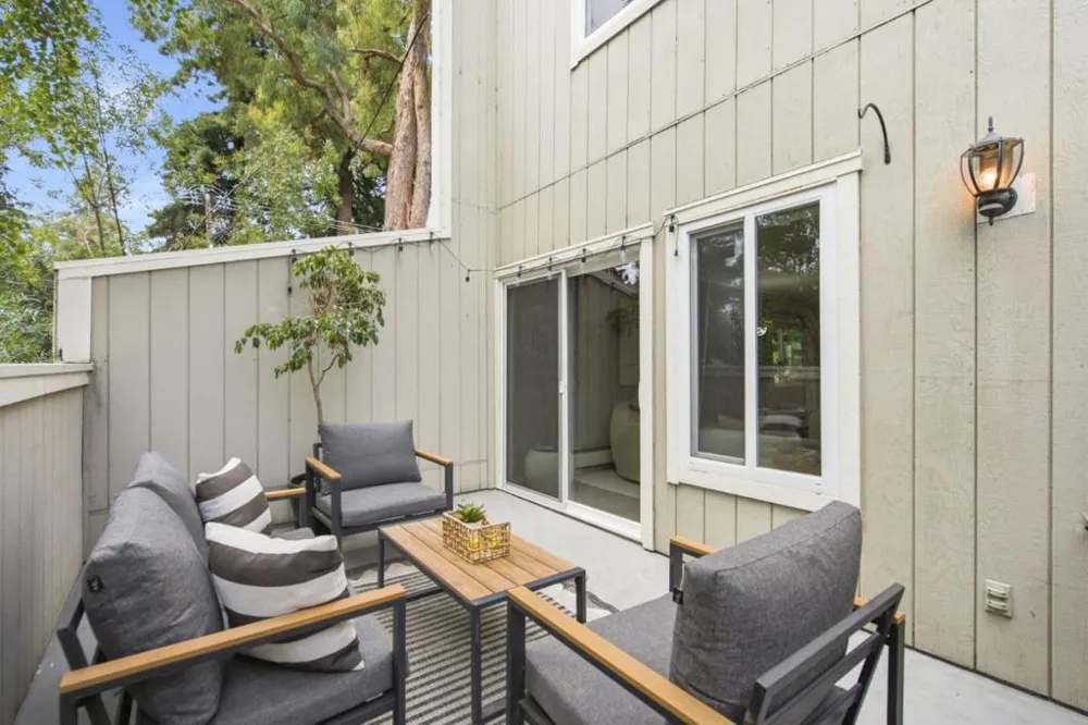 165 E Okeefe Street #9 Menlo Park, CA 94025