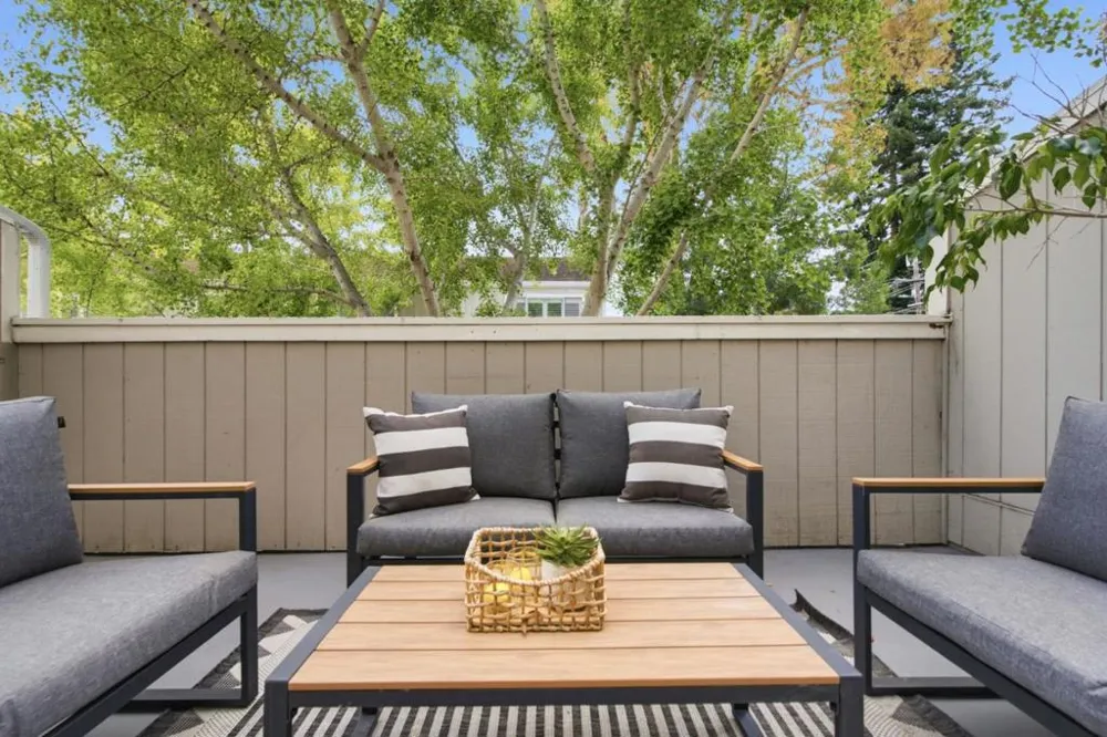 165 E Okeefe Street #9 Menlo Park, CA 94025
