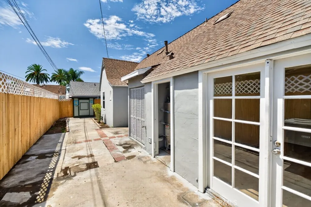 416 Monterey Ontario, CA 91764