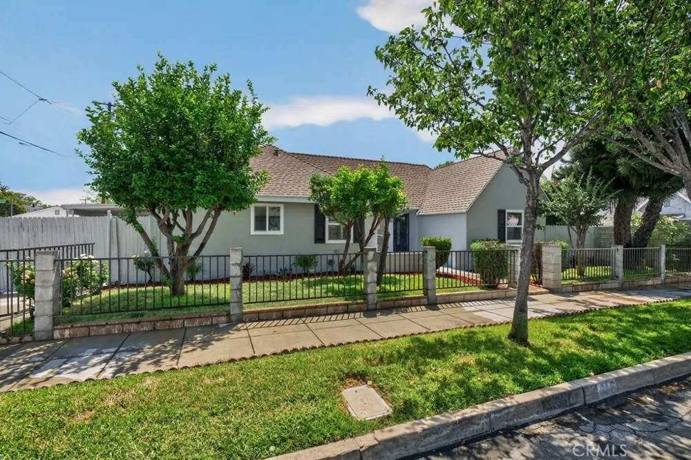 416 Monterey Ontario, CA 91764