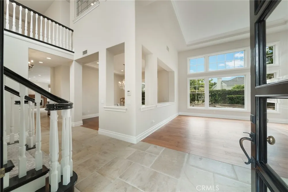 5 Thunderbird Newport Beach, CA 92660