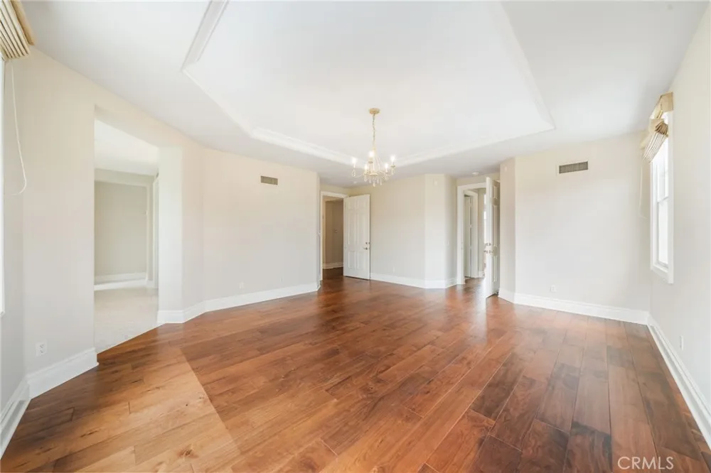 5 Thunderbird Newport Beach, CA 92660