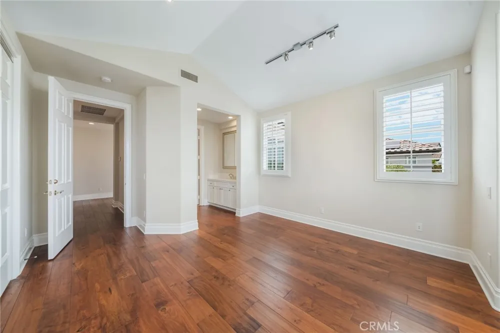 5 Thunderbird Newport Beach, CA 92660