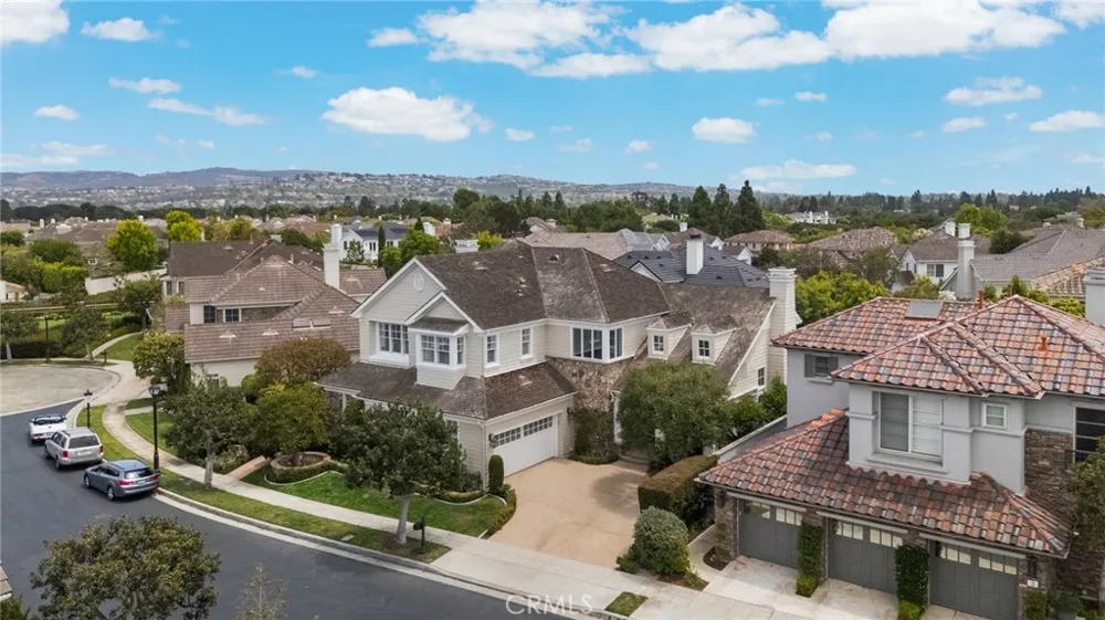 5 Thunderbird Newport Beach, CA 92660