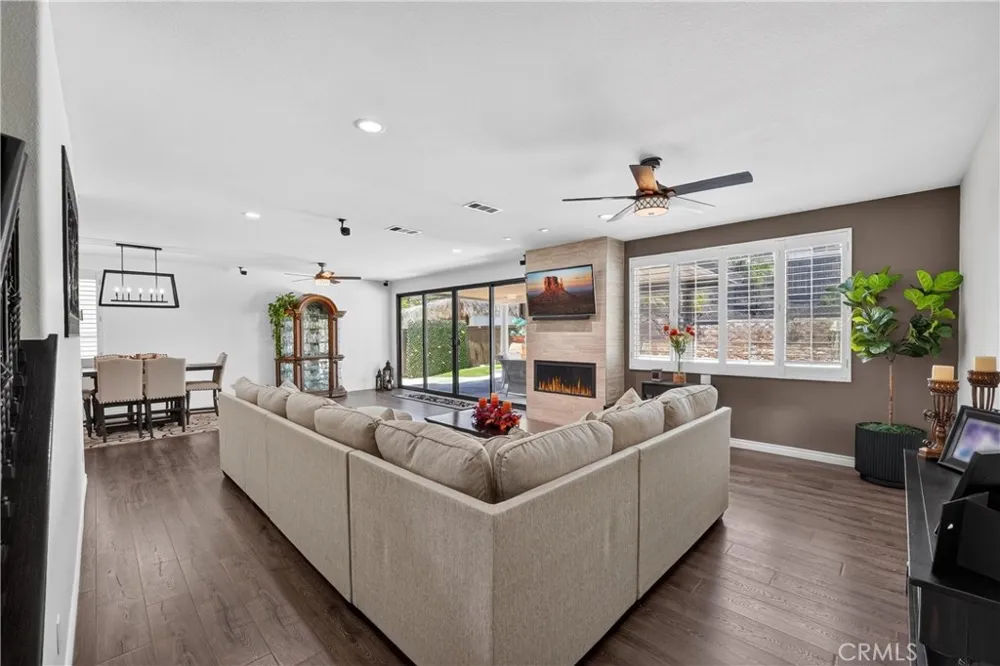 12330 Columbia Eastvale, CA 91752