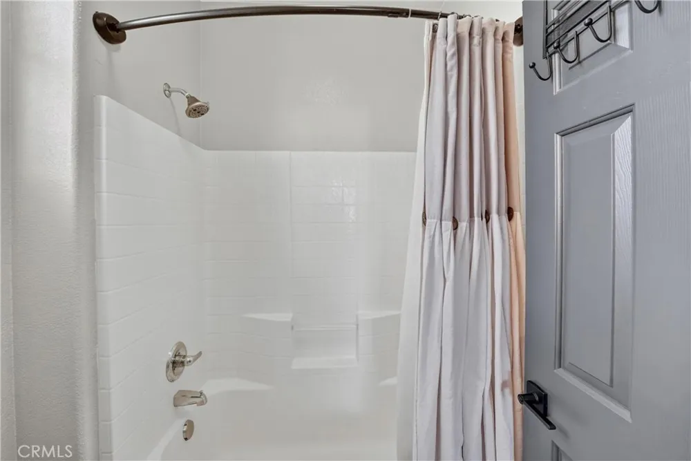 12330 Columbia Eastvale, CA 91752