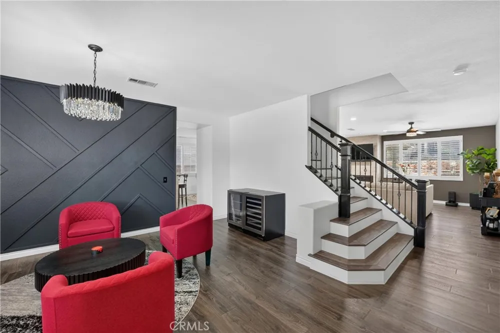 12330 Columbia Eastvale, CA 91752