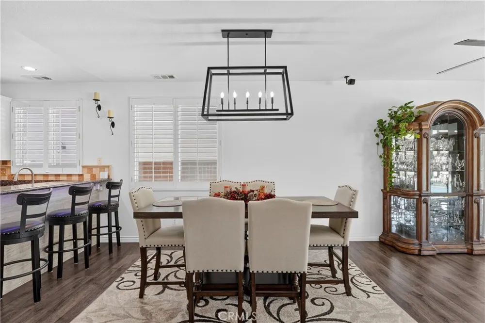 12330 Columbia Eastvale, CA 91752