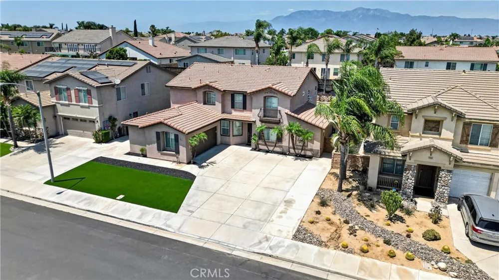 12330 Columbia Eastvale, CA 91752