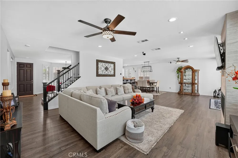 12330 Columbia Eastvale, CA 91752
