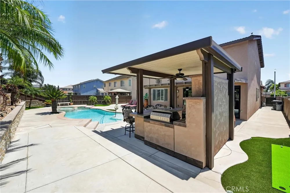 12330 Columbia Eastvale, CA 91752