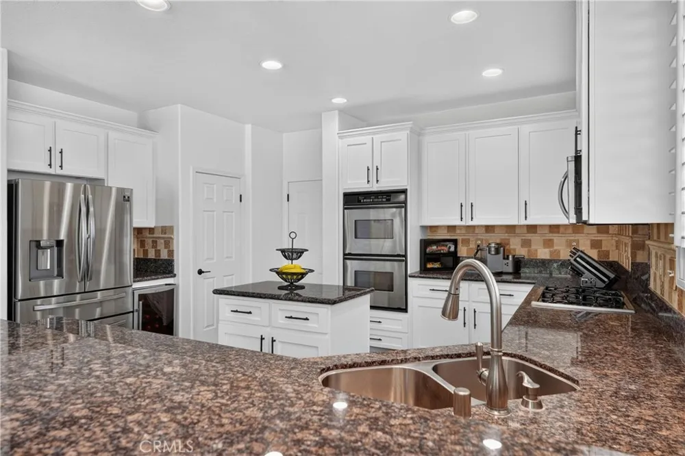 12330 Columbia Eastvale, CA 91752
