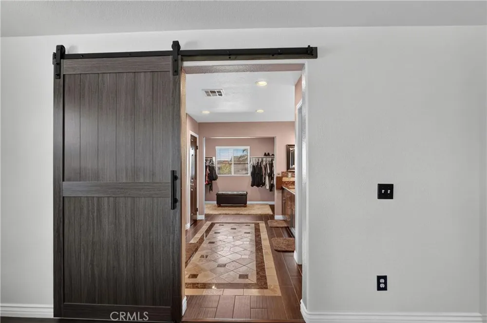 12330 Columbia Eastvale, CA 91752