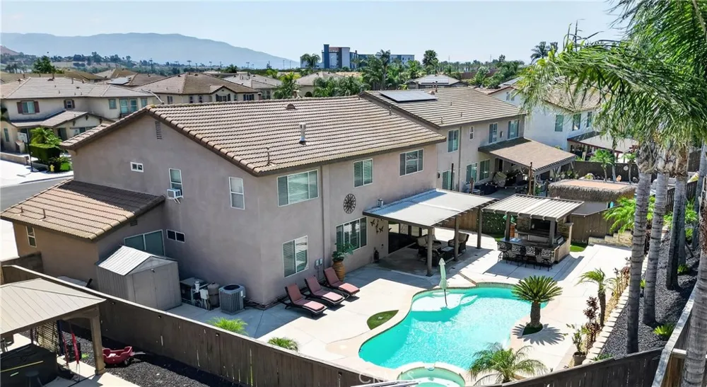 12330 Columbia Eastvale, CA 91752