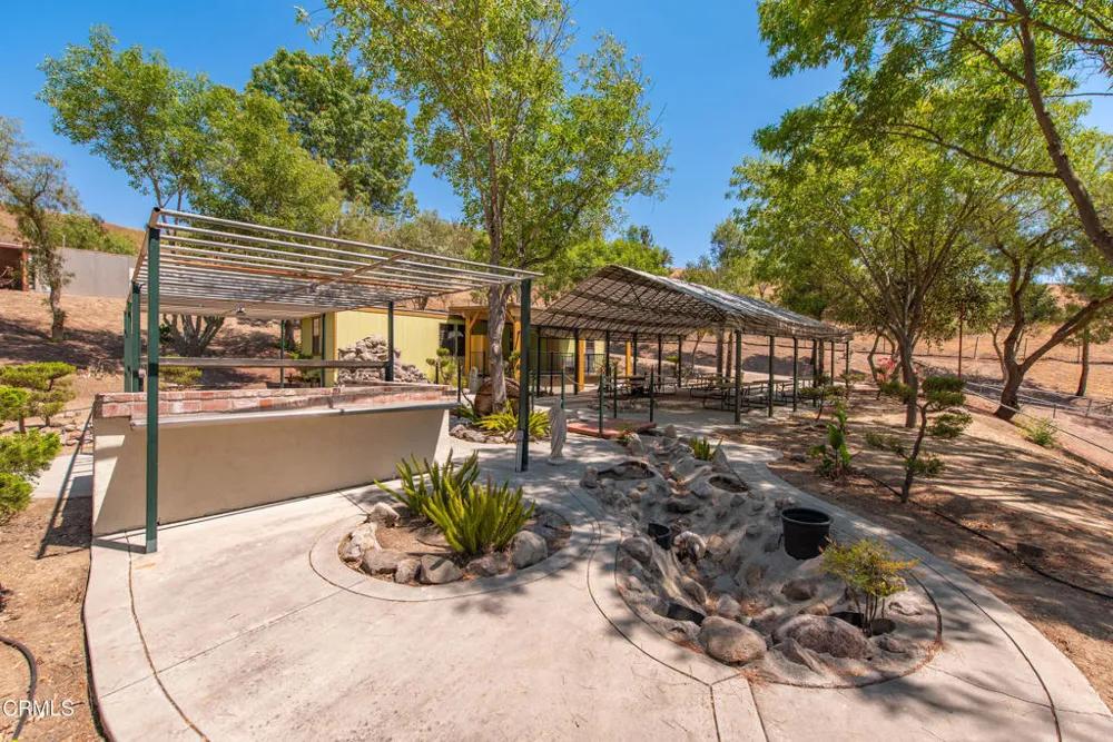 8450 Waters Road Moorpark, CA 93021