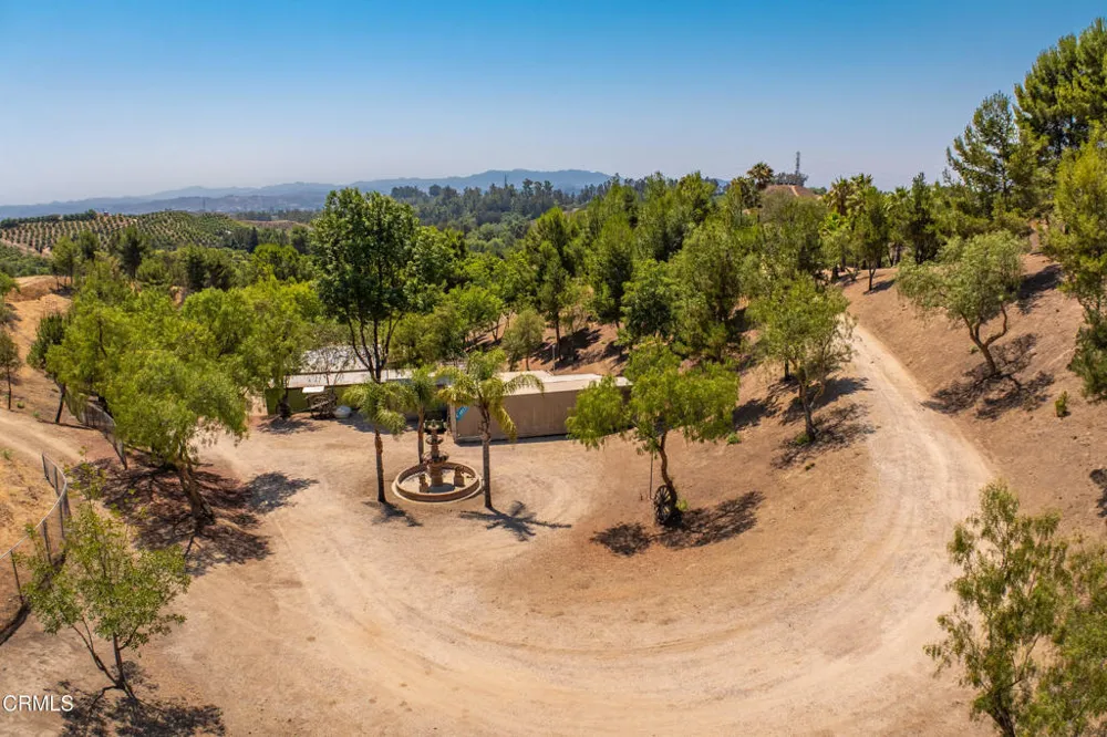 8450 Waters Road Moorpark, CA 93021