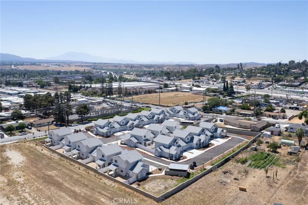 12446 18th Yucaipa, CA 92399