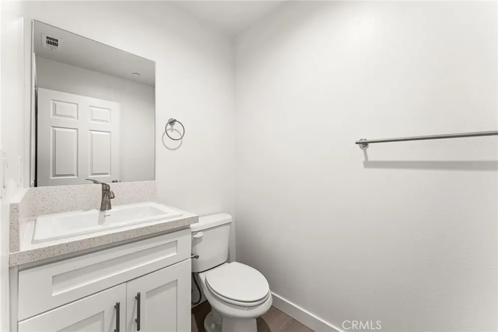 12446 18th Yucaipa, CA 92399
