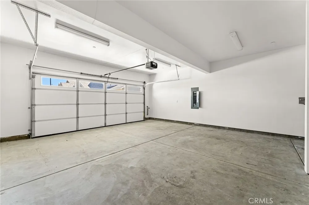 12446 18th Yucaipa, CA 92399