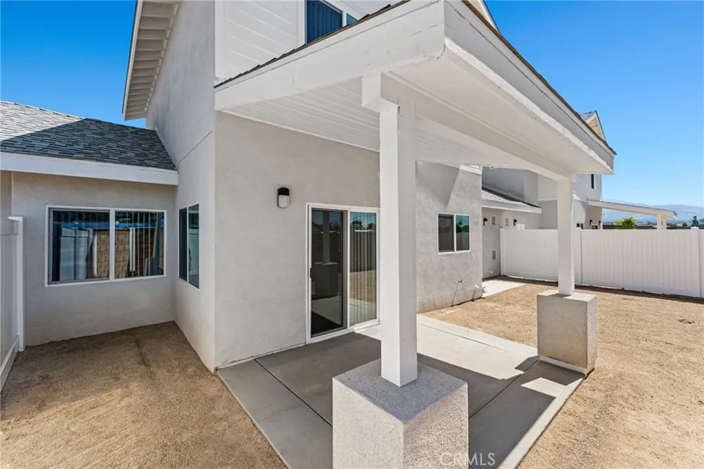 12446 18th Yucaipa, CA 92399