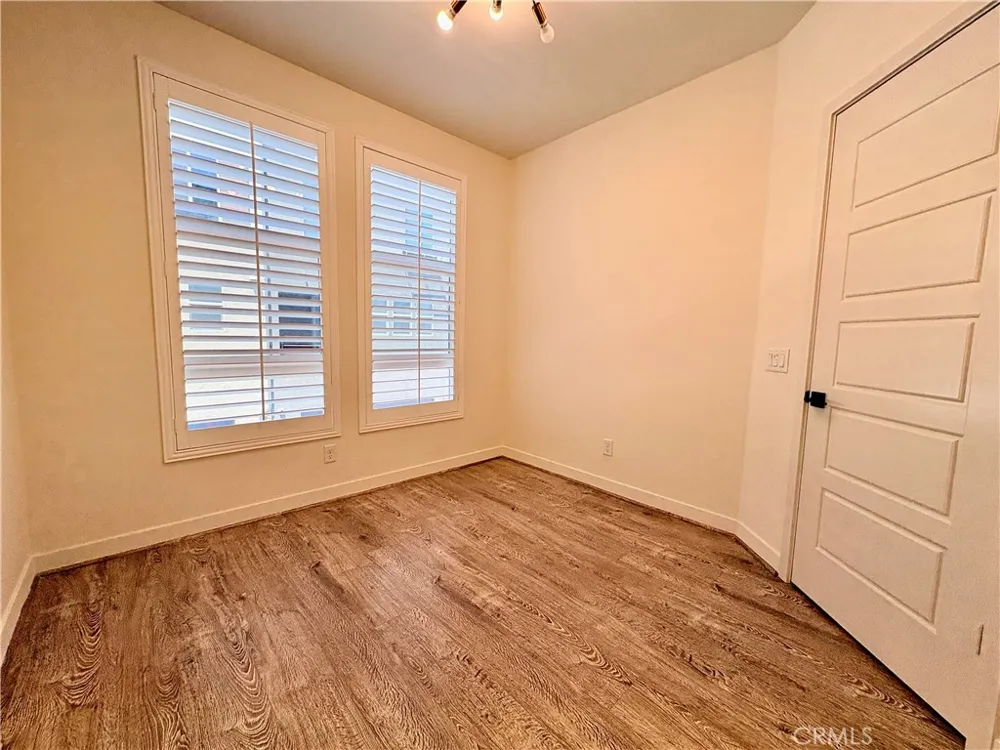 489 Rose Court #E Azusa, CA 91702