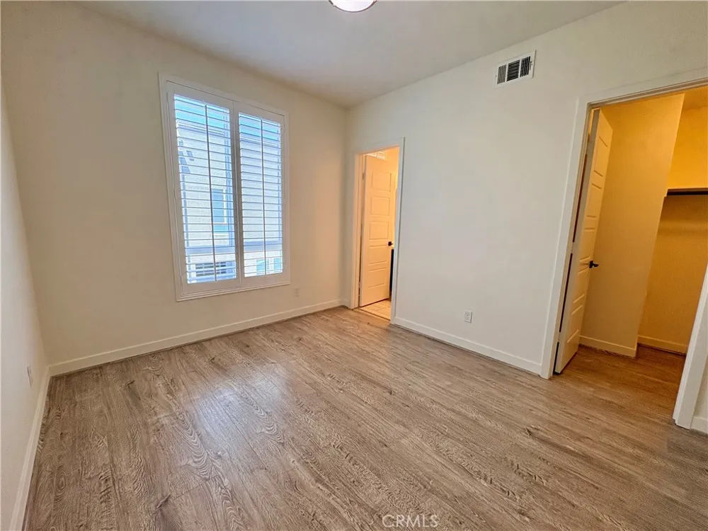 489 Rose Court #E Azusa, CA 91702
