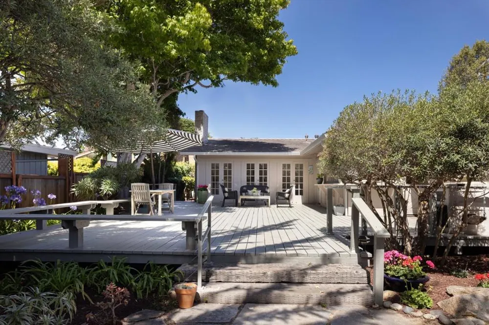 26346 River Park Place Carmel, CA 93923