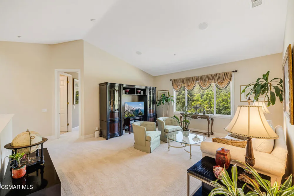 11275 Watson Drive Moorpark, CA 93021