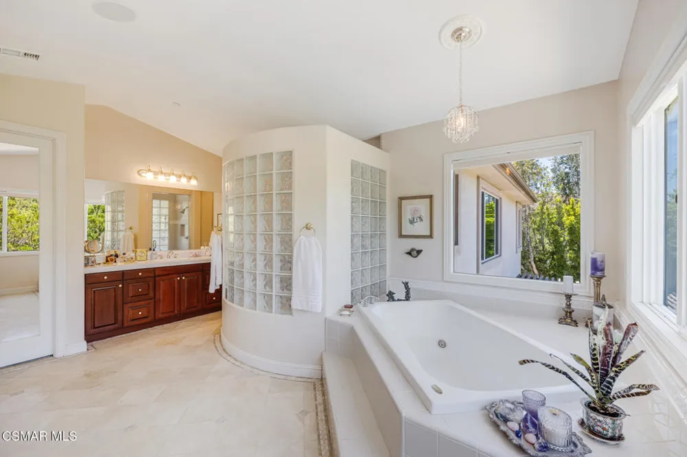 11275 Watson Drive Moorpark, CA 93021