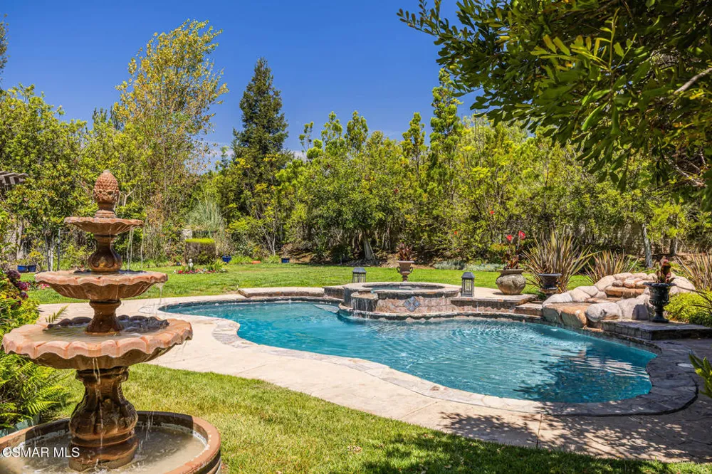 11275 Watson Drive Moorpark, CA 93021