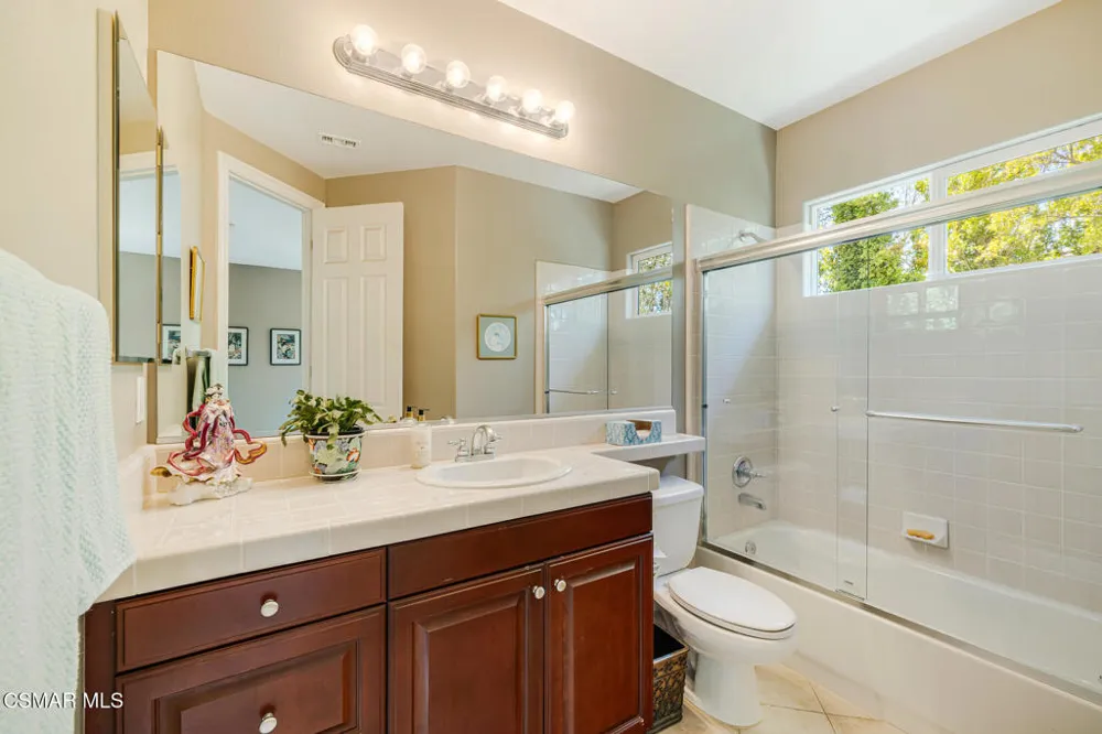 11275 Watson Drive Moorpark, CA 93021