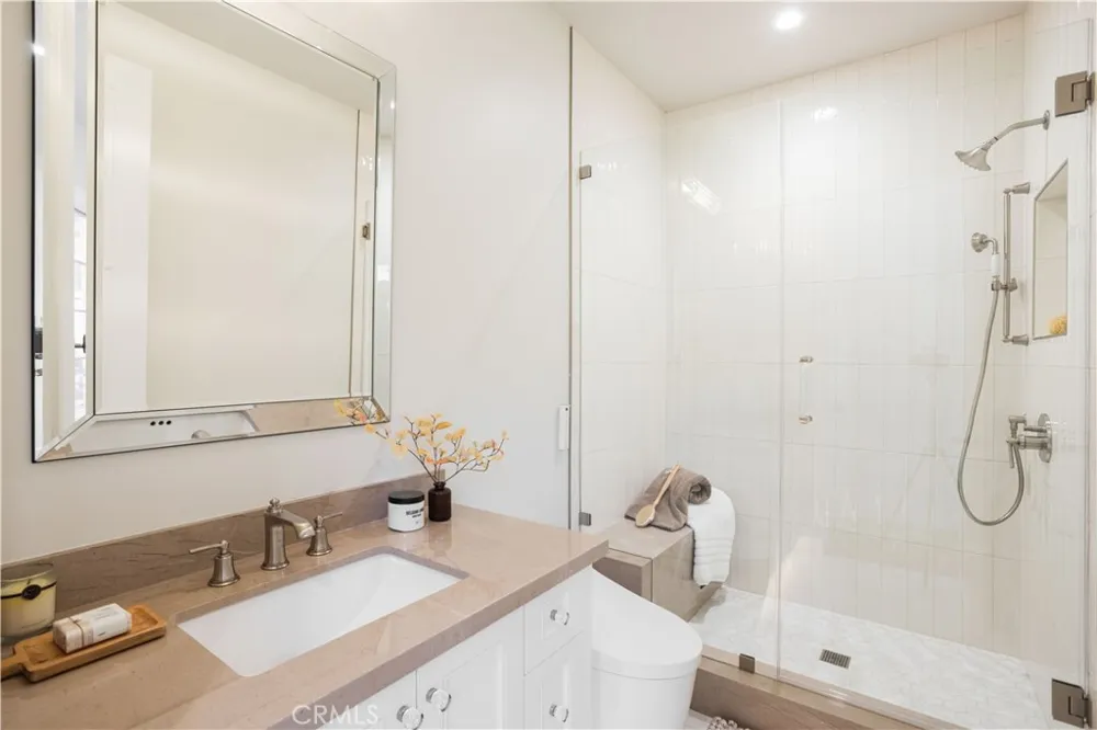 9 Nathaniel Sierra Madre, CA 91024