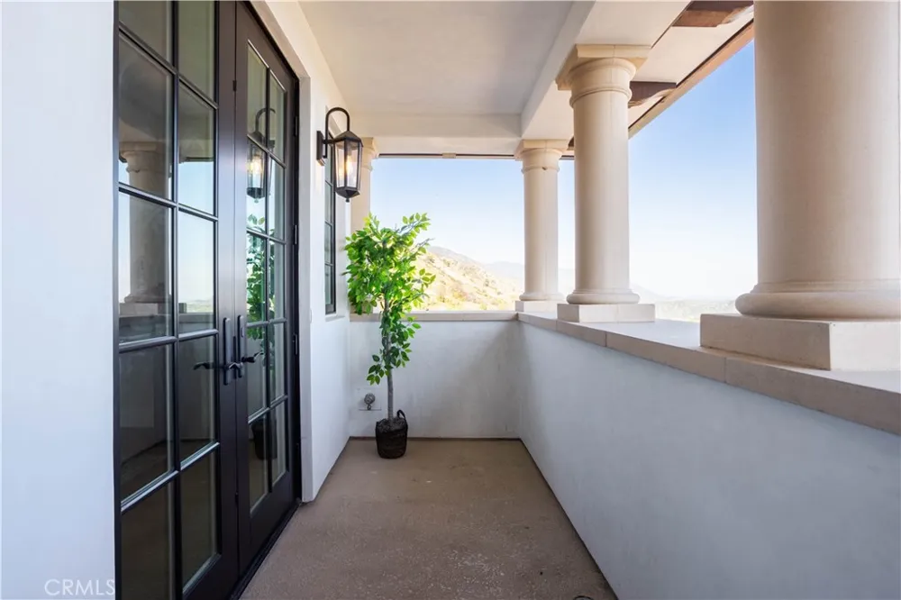 9 Nathaniel Sierra Madre, CA 91024