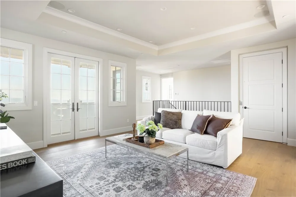 9 Nathaniel Sierra Madre, CA 91024