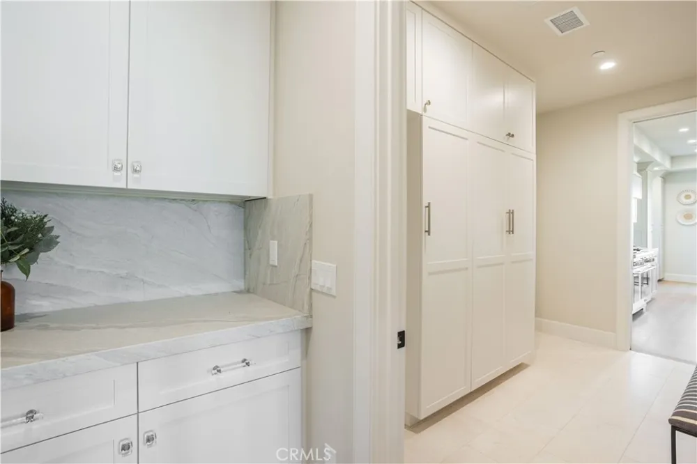 9 Nathaniel Sierra Madre, CA 91024