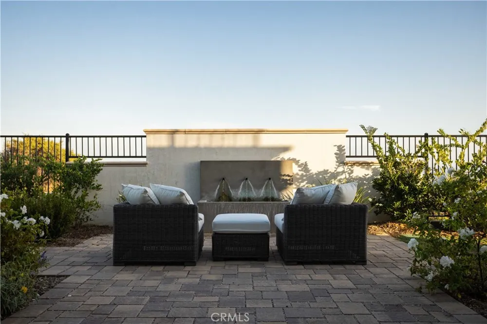 9 Nathaniel Sierra Madre, CA 91024