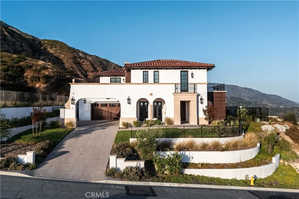 9 Nathaniel Sierra Madre, CA 91024