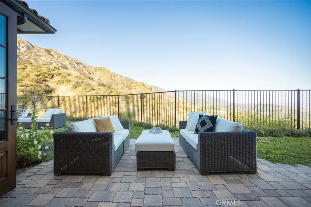 9 Nathaniel Sierra Madre, CA 91024