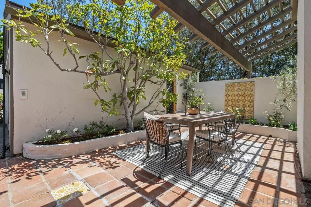 16902 Via De Santa Fe #Unit 7 Rancho Santa Fe, CA 92067