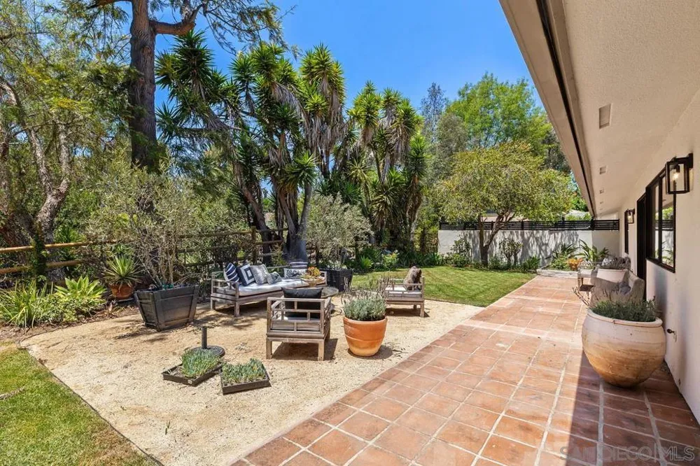 16902 Via De Santa Fe #Unit 7 Rancho Santa Fe, CA 92067