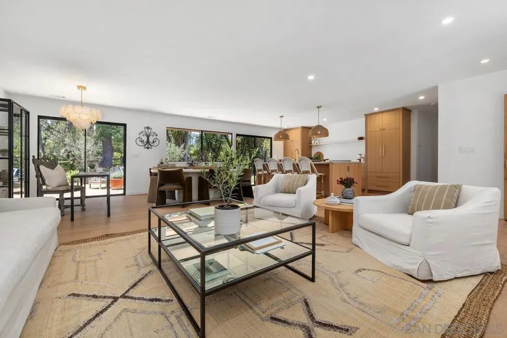16902 Via De Santa Fe #Unit 7 Rancho Santa Fe, CA 92067